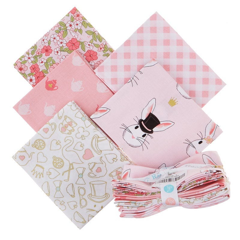 Wonderland 2 5 Easy Pieces Fat Quarter Bundle