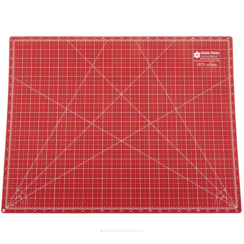 Lori Holt's Cutting Mat - 18