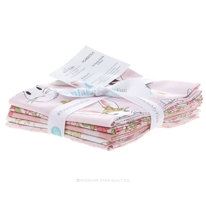 Wonderland 2 5 Easy Pieces™ Fat Quarter Bundle