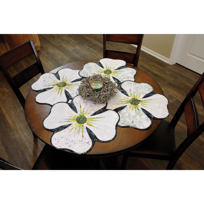 Dogwood Petals Place Mats Kit