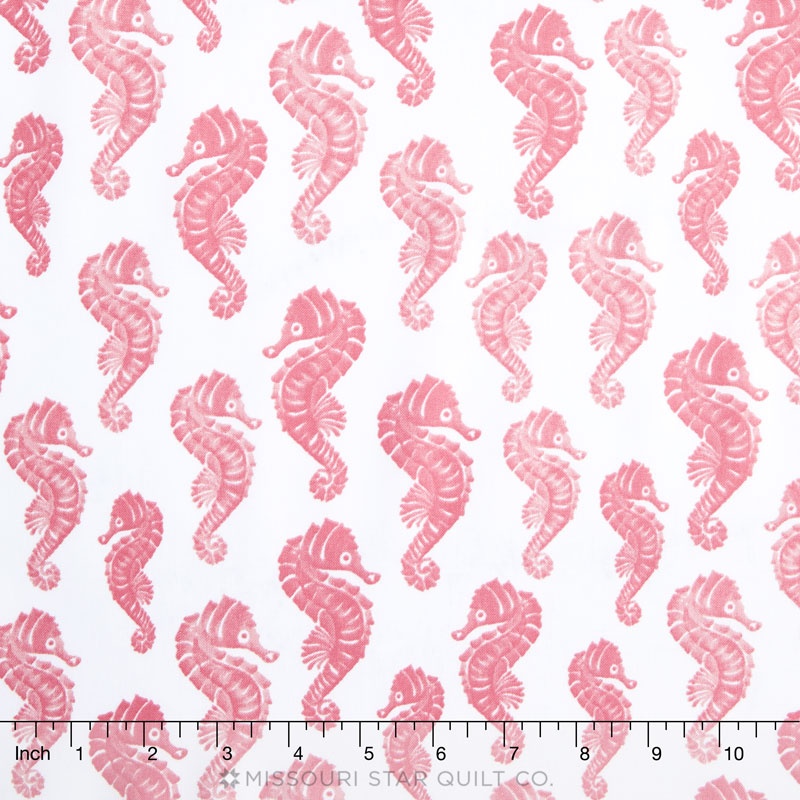 Lazy Beach - Seahorses Pink Yardage