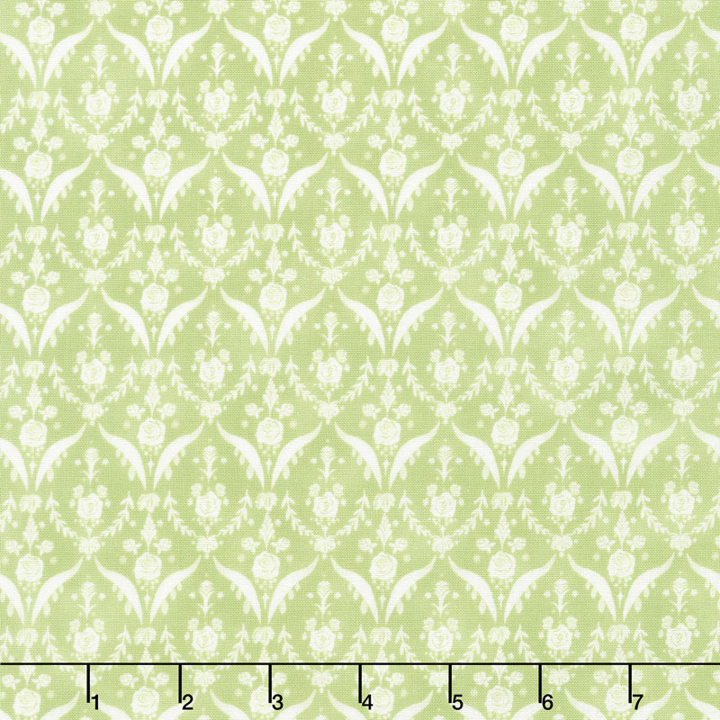 June's Cottage - Lush Pear Tree Yardage