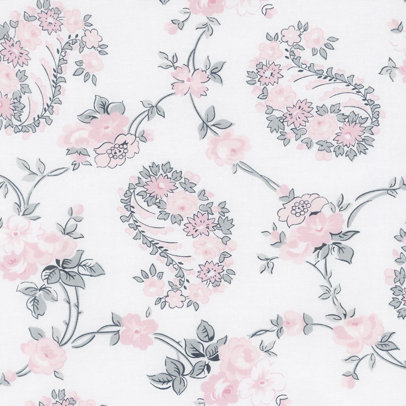 Majestic - Vine White Yardage