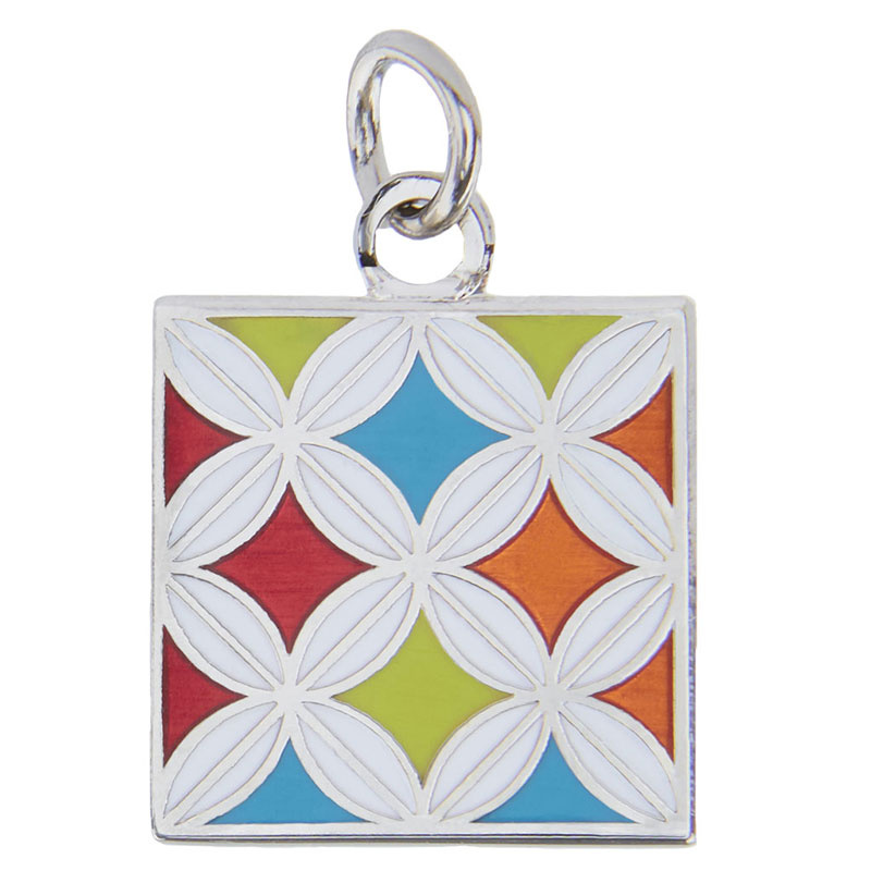 Cathedral Window Charm Pin Peddlers — Missouri Star Quilt Co.