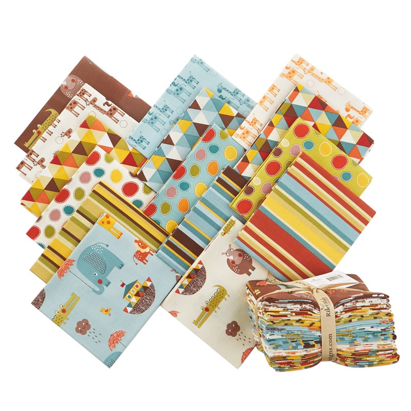 Giraffe Crossing 2 Fat Quarter Bundle
